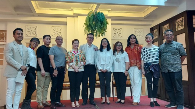 Konferensi pers peluncuran Art Moments Jakarta Online 3 di The Hermitage, a Tribute Portfolio Hotel, Selasa (31/5/2022). Foto: Gitario Vista Inasis/kumparan