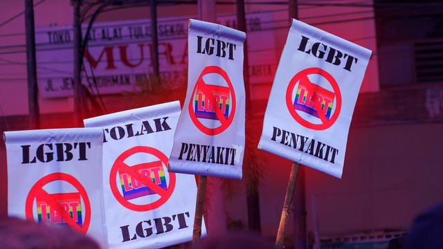  Lipsus Pasal LGBT. Foto: Shutterstock