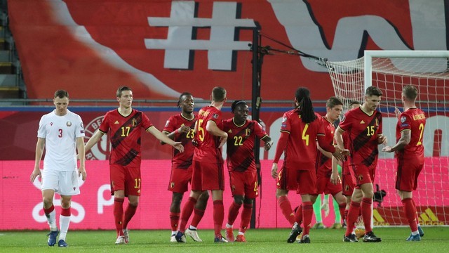 Selebrasi pemain timnas Belgia usai mencetak gol ke gawang timnas Belarusia pada pertandingan kualifikasi piala dunia zona eropa di Den Dreef, Leuven, Belgia.Foto: Yves Herman/REUTERS