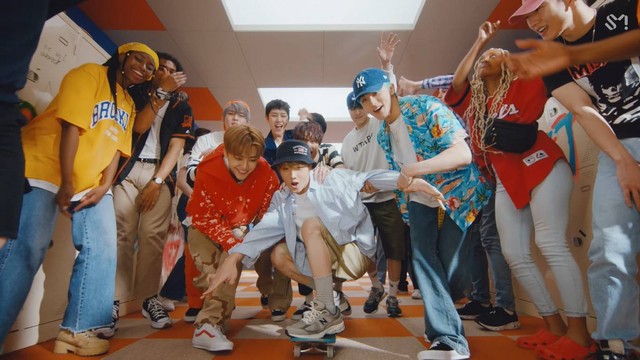 Ilustrasi tangkapan layar video musik Beatbox oleh NCT Dream. Foto: YouTube/SMTOWN