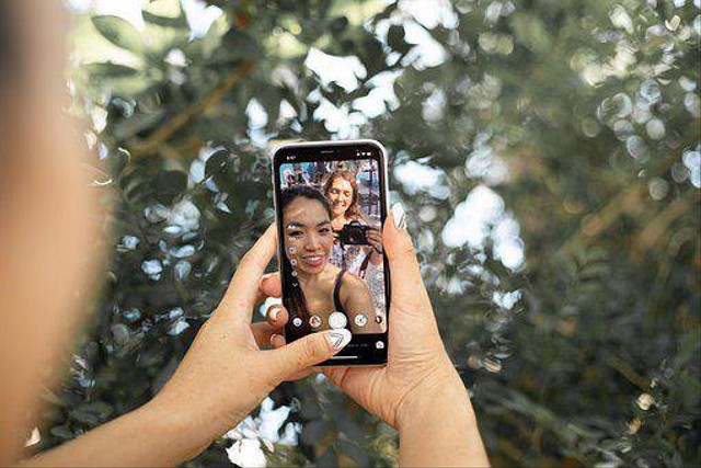 Ilistrasi Cara Bikin Reels di IG                    Sumber www.pixabay.com