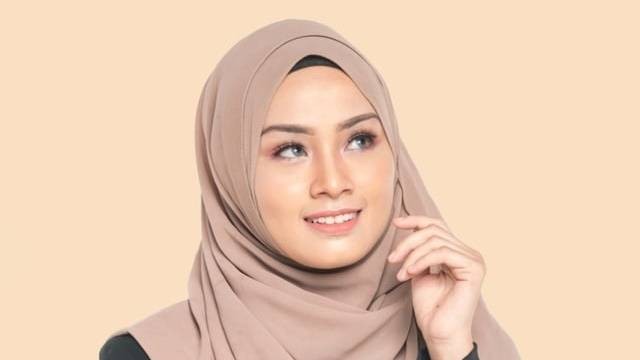 Ilustrasi tips atasi hijab agar bebas bau. Foto: Shutterstock