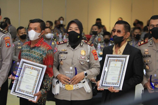 Wakili Polda Papua Barat Polres Sorong Juara 1 Nasional Lomba Lalu