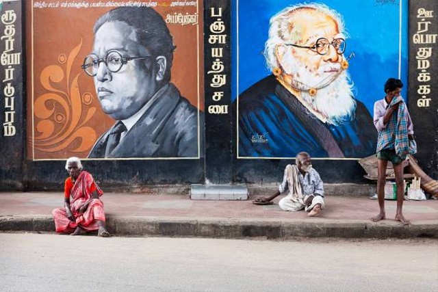 Mural B. R Ambedkar (Merah) dan Periyar EV Ramasamy (Biru) di India Selatan, Foto: Unsplash