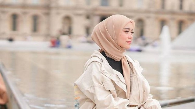 Potret Lesti Kejora saat liburan ke Eropa. Foto: Instagram.com/lestykejora