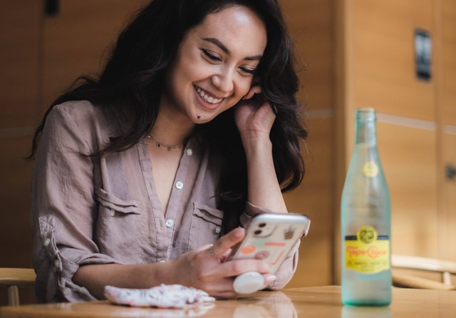 Ilustrasi mengaktifkan Kuota Safe Indosat. Foto: Airam Dato-on/unsplash