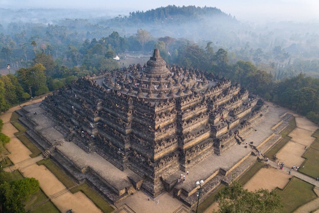 Candi Borobudur, Magelang, Jawa Tengah.  Foto: Shutterstock