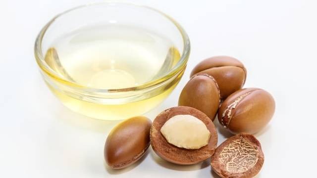 Ilustrasi argan oil. Foto: Shutterstock