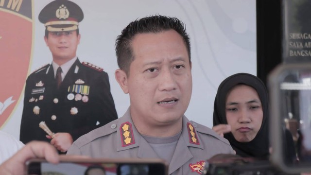 Kapolresta Bandung Kombes Kusworo Wibowo saat konpers terkait penangkapan geng motor, Selasa (7/6/2022). Foto: Dok. Istimewa
