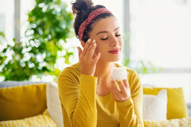 Krim Retinol untuk Milia. Foto: iStockphoto