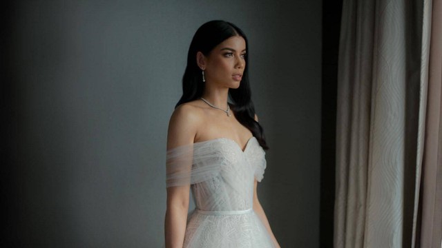 Gaun pengantin Sabrina Chairunnisa rancangan Hian Tjen. Foto: Instagram/@hiantjen