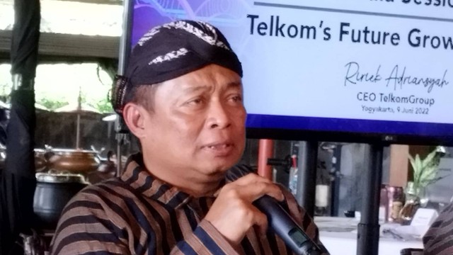 Direktur Utama/CEO PT Telkom Indonesia, Ririek Adriansyah, di acara FGD bersama pimpinan media, Rabu (9/6/2022). Foto: Wendiyanto Saputro/kumparan