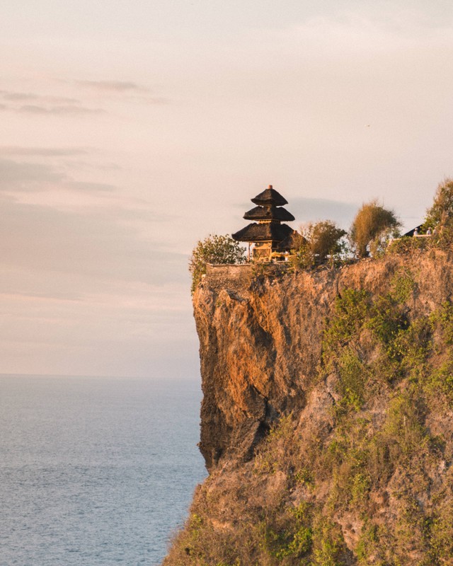 Rute dari Jimbaran ke Uluwatu, https://unsplash.com/@p_kuzovkova