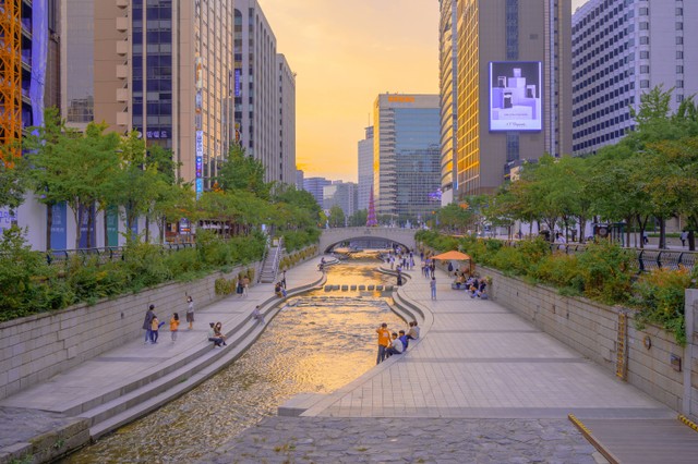 6 Wisata di Seoul yang Wajib Kamu Kunjungi. Foto : Unsplash/Zequn Gui