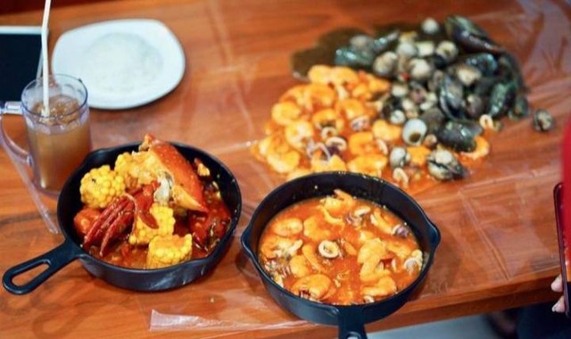 Ilustrasi restoran seafood di Serpong Foto: Instagram/ @kepitingngamprak