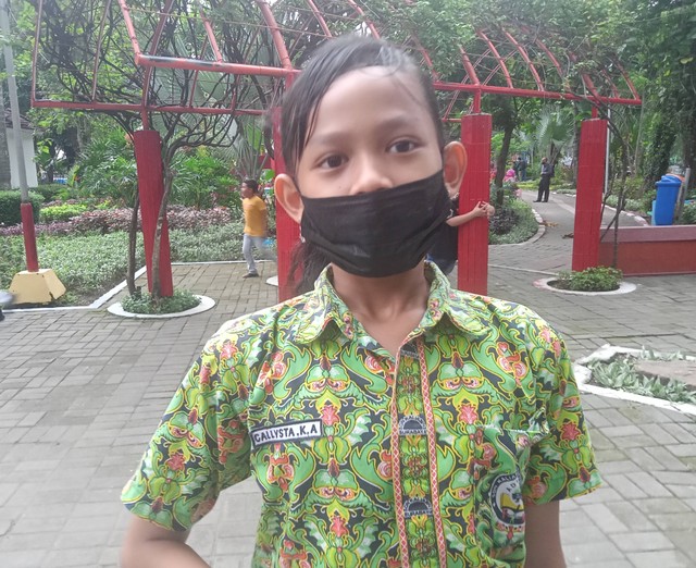 Callysta Kusuma Azalia, siswa kelas 3 SDN Kaliasin I Surabaya. Foto-foto: Masruroh/Basra