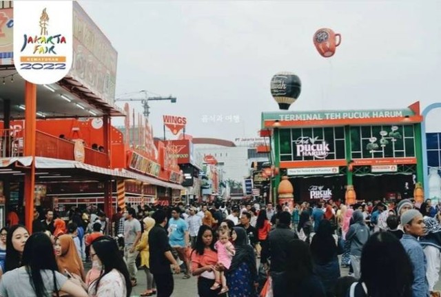 Ilustrasi pengunjung di Jakarta Fair Foto: Instagram/ @jakartafairid