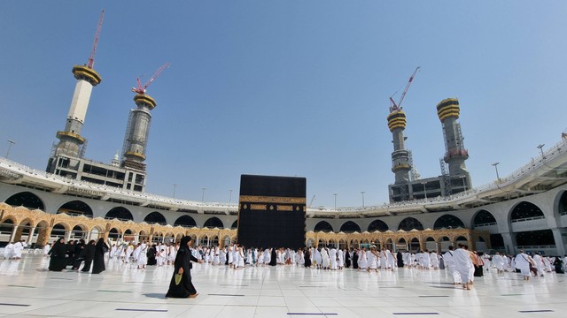 Suasana di Masjidil Haram, Makkah, Jumat 10 Juni 2022. Foto: Muhammad Iqbal/kumparan