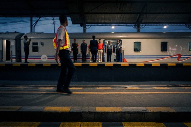 Jarak Stasiun Lempuyangan ke Stasiun Tugu, Foto: Unsplash/Mourizal Sativa