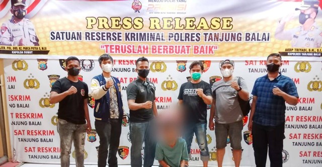 Polisi menangkap pria bernama Upin Ipin di Kota Tanjung  Balai. Foto: Polres Tanjung Balai