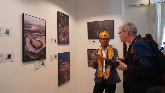 Jakarta Content Creator Community (JCCC) sebagai komunitas para kreator konten di Jakarta, mengadakan pameran foto di Berlin, Jerman. Foto: PPID DKI Jakarta