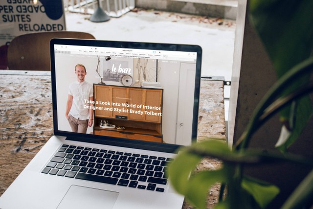 Ilustrasi mengatasi 500 internal server error. Foto: Le Buzz/Unsplash