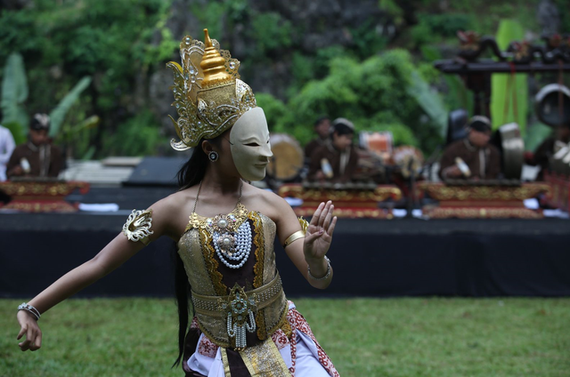 Menyusuri Goa Kiskendo Objek Wisata Di Puncak Bukit Menoreh