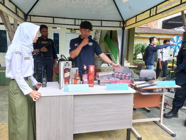 Penyalahgunaan Narkotika di Kalangan Pelajar Jadi Atensi Bea Cukai Sumbagbar (1)