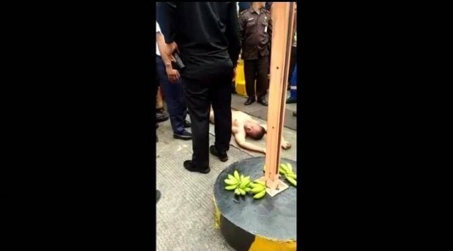 Penumpang Kapal dari Pelabuhan Bakauheni, Lampung, Nekat Terjun ke Selat Sunda (1)