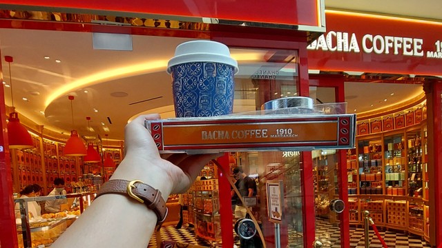 Bacha Coffee di Singapura. Foto: Azalia Amadea/kumparan