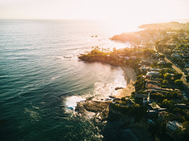 Pantai Laguna Kalianda, Foto: Unsplash/Derek Liang