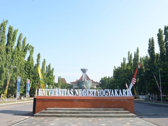 Universitas Negeri Yogyakarta (UNY) merupakan salah satu universitas yang berlokasi di Kota Jogjakarta. Foto: Unsplash.com