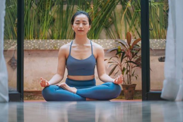 Gerakan Yoga Sebelum Tidur. Foto: iStockphoto