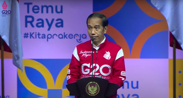 Presiden Jokowi berpidato di acara Temu Raya Prakerja di Sentul, Bogor, Jumat (17/6/2022). Foto: Youtube/Sekretariat Presiden