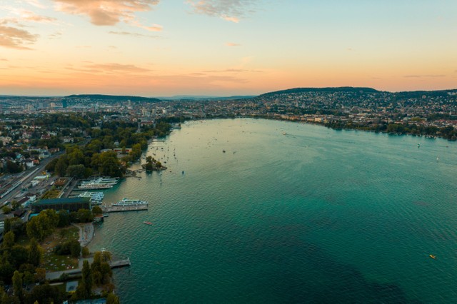 Daya Tarik Danau Zurich di Swiss Bagi Wisatawan, Foto: Unsplash/HenriqueFerreira