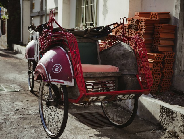 Berapa Tarif Becak Malioboro, Foto: unsplash/Afif Kusuma