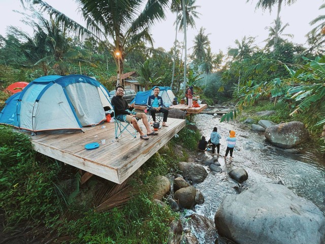 Banyoe Pethoek: Alternatif Spot Camping Seru di Pinggir Sungai di Bandar Lampung (1)
