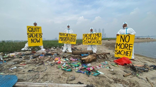 Sampah Sachet Dari Perusahaan Ini Paling Banyak Cemari Perairan