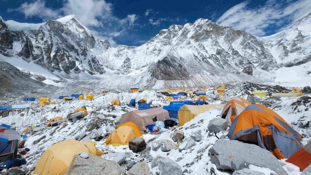 Ilustrasi Basecamp Gunung Everest. Foto: Vixit/Shutterstock