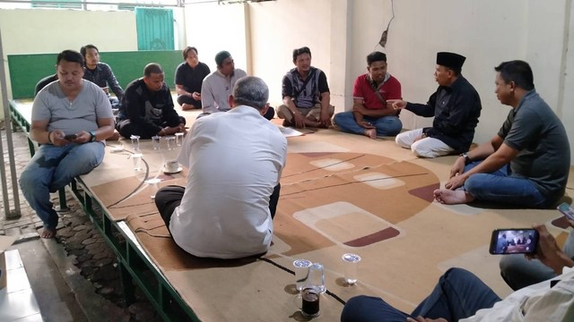 Empat orang keluar dari Khilafatul Muslimin Banten. Foto: Dok. Istimewa