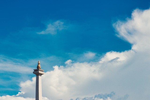 Ke Monas Naik Kereta Turun di Mana, Foto: Unpslash/Uray Zulfikar.