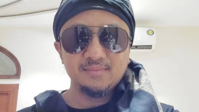 Pengasuh Pondok Pesantren Daarul Quran, Yusuf Mansur, saat berkunjung ke Yaman. Foto: Instagram/@yusufmansurnew