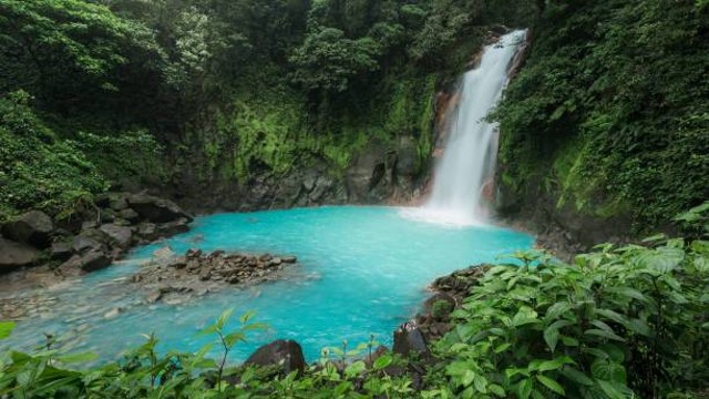 Harga Tiket Masuk Air Terjun Kedung Pedut Kulon Progo, Foto: Unsplash.