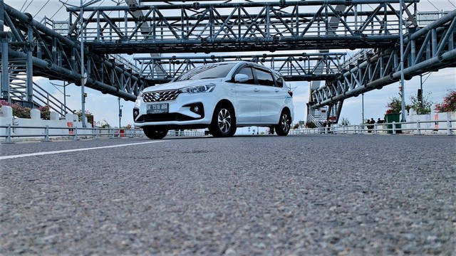 Media Test Drive Suzuki Ertiga Hybrid. Foto: Gesit Prayogi/kumparan