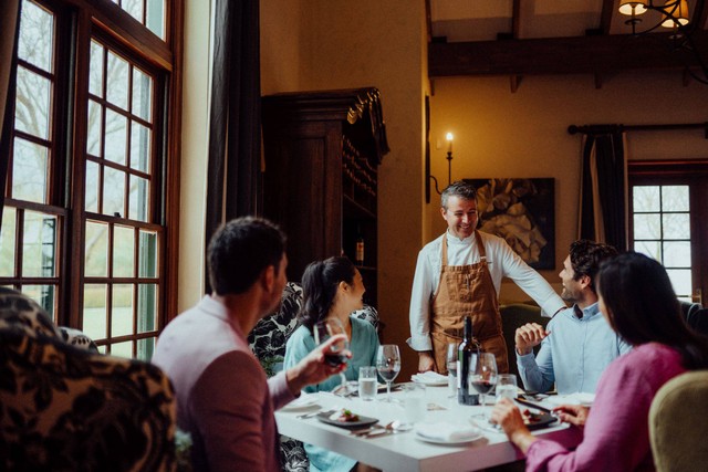 Mencicipi wine di Margaret River. Foto: Tourism Western Australia