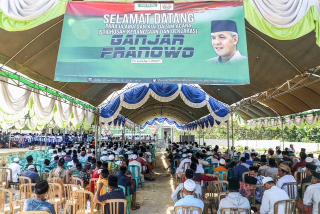 Ulama Dan Kiai Madura Dukung Ganjar Pranowo Jadi Presiden 2024 ...