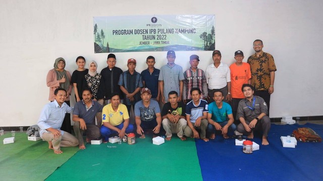 Foto Bersama Peserta Kegiatan Penyuluhan Agroforestri dan Agens Hayati