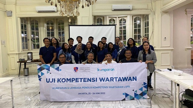 Foto bersama saat kelulusan Uji Kompetensi Wartawan kumparan, Minggu (26/6). Foto: Istimewa