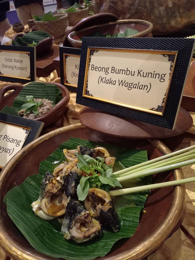 Beong bumbu kuning di Pop Up Museum Gastronosia di Museum Nasional, Jakarta, Senin (27/6/2022). Foto: Monika Febriana/kumparan