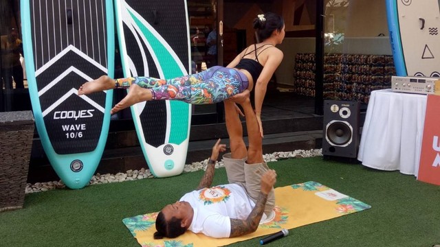 Acro Yoga, salah-satu kelas yoga yang akan ditampilkan di Unique Bali Festival (UBF) di Sanur, Denpasar, Bali - IST